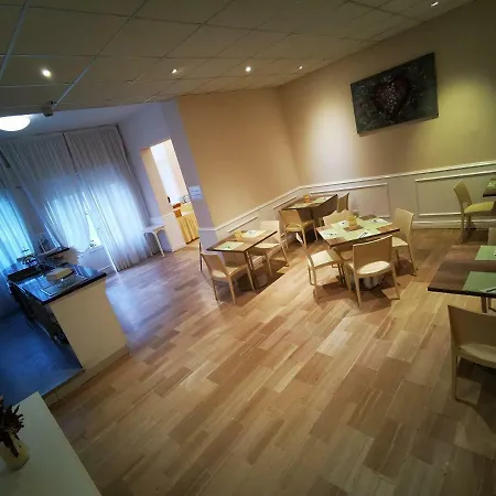 Milani 3* Лидо-ди-Камайоре